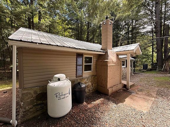 4th image of 3642 Blue Jay Creek Rd