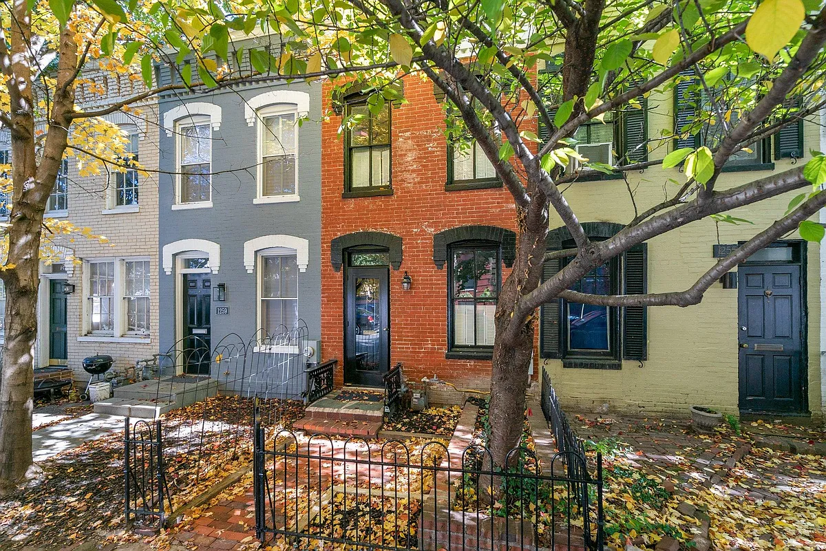 Building Photo - 1257 35th St NW