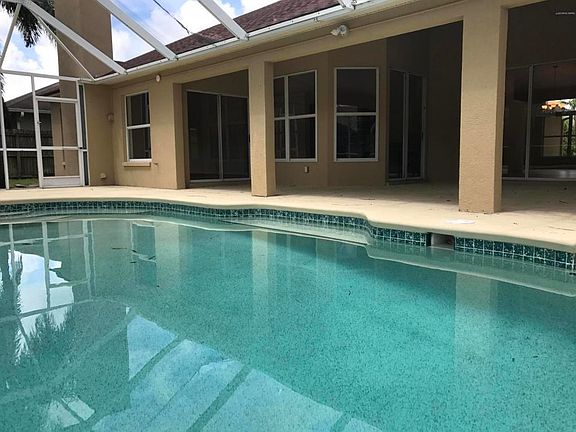 4th image of 3781 Sierra Dr