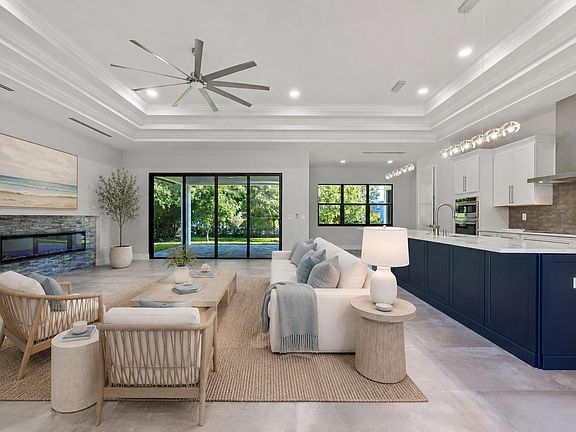 5th image of 513 SW South Carolina Drive