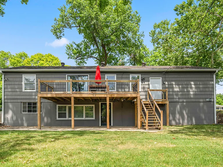 10136 Reeds Dr — Photo 23