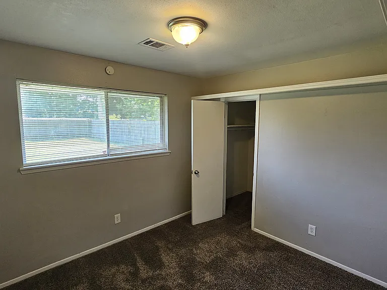 5118 Mauritz Dr — Photo 13