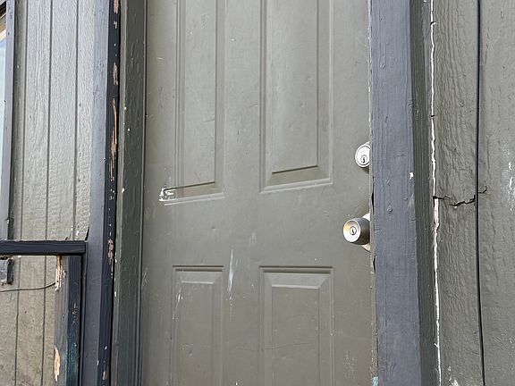 3rd image of 3711 Kansas Ave