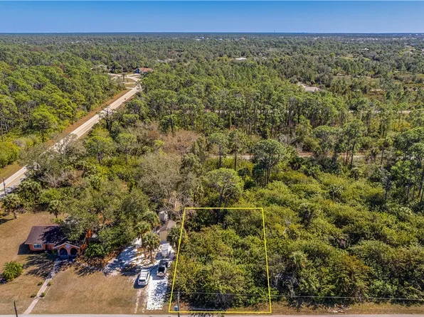 1018 Cheshire St, Port Charlotte, FL 33953