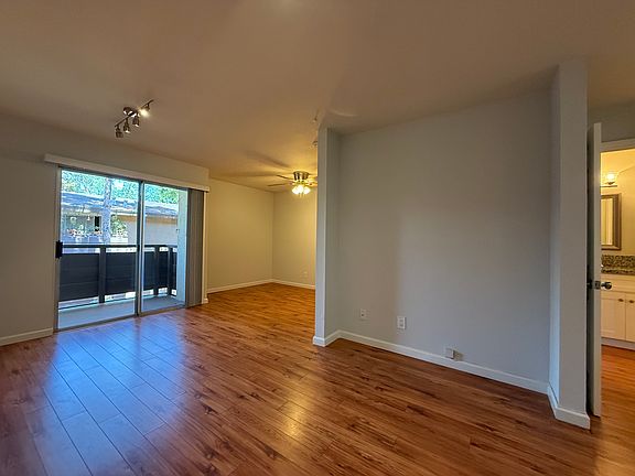 4th image of 1621 Hotel Cir S Unit E222