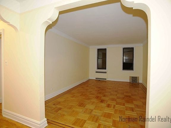 3rd image of 8223 Bay Pkwy APT 6E