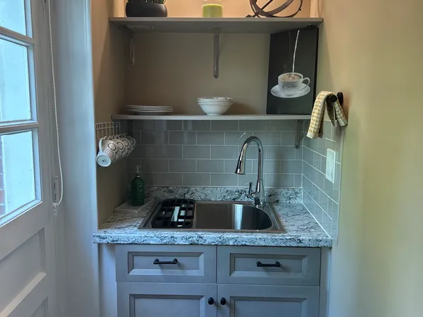 (undisclosed Address), Macon, GA 31204