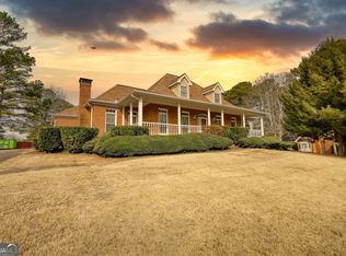 5770 Wyndemere Ln, Stone Mountain, GA 30087