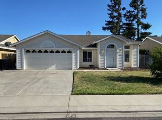 2048 Goldstone Way, Riverbank, CA 95367