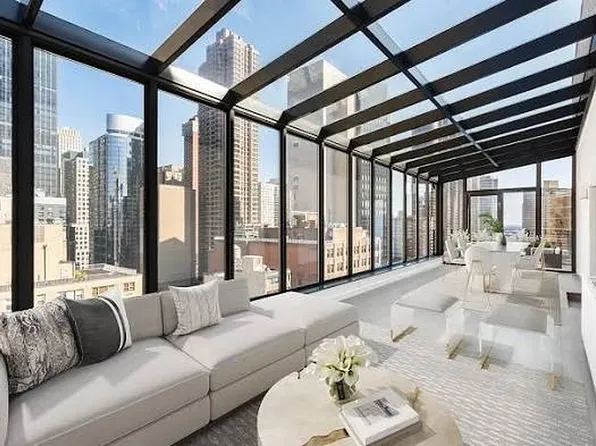 201 E 36th St APT 19D, New York, NY 10016