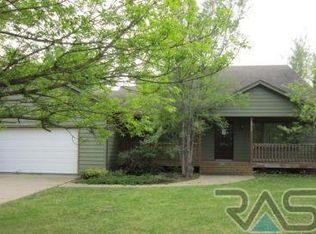6909 W 57th St, Sioux Falls, SD 57106
