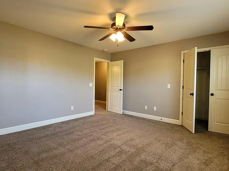 134 Roller Ct — Photo 23