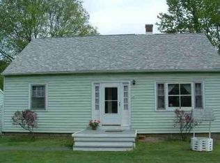 24 Beaver Rd, Nassau, NY 12123