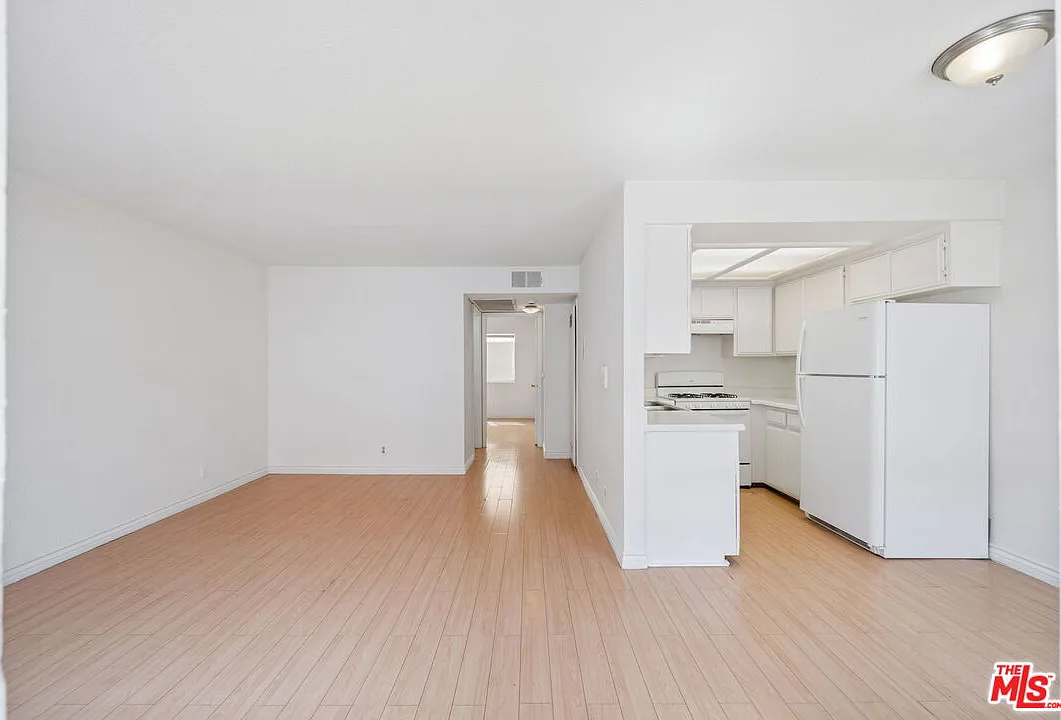 1 bed, 1.0 bath, 712 sqft, $1,850 — Photo 1