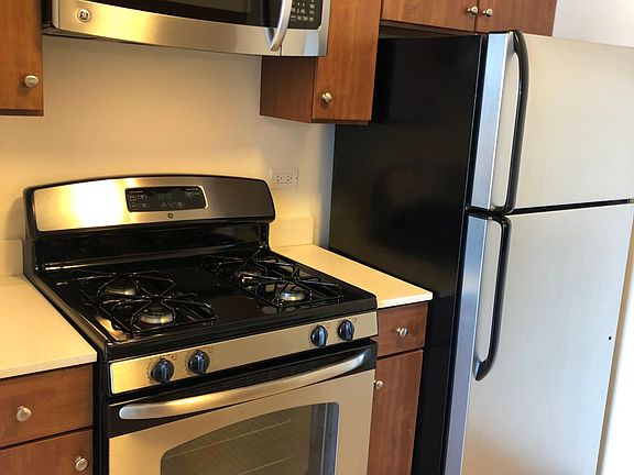 2nd image of 344 E Wacker Dr #4002