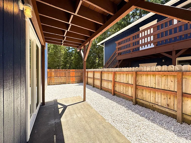 2148 Primrose Dr #1 — Photo 18