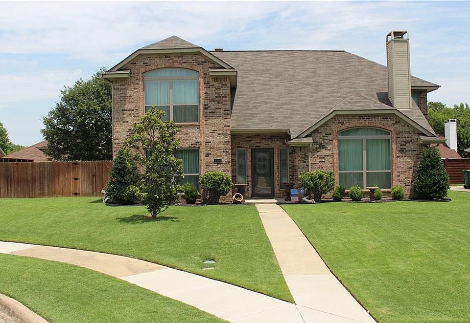 1st image of 2095 Amber Ct