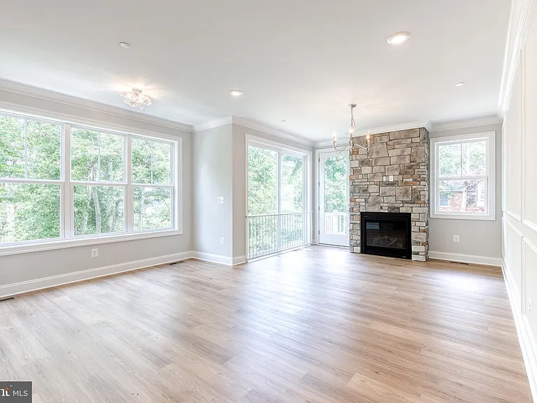610 Echo Cove Dr — Photo 5
