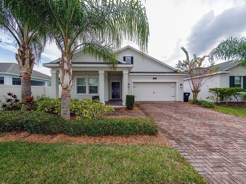 1st image of 11036 Sycamore Woods Dr