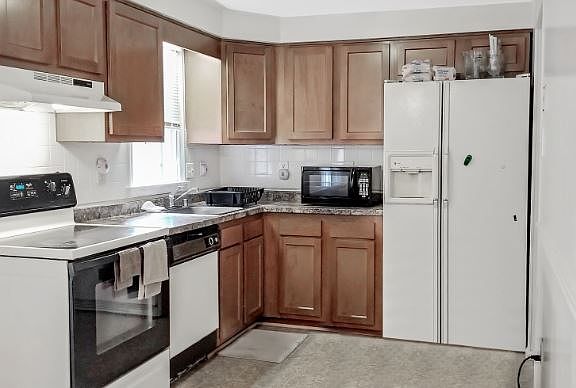 5th image of 7104 Aquinas Ave