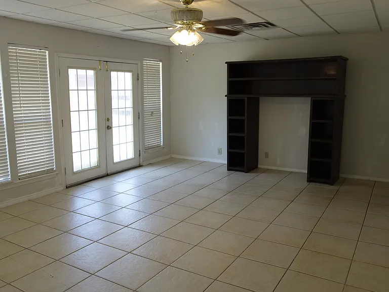 2725 Luzon Rd — Photo 30