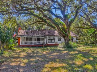 9580 McIntosh Rd, Dover, FL 33527