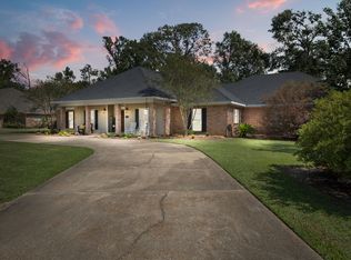 1010 Michael Dr, Deridder, LA 70634
