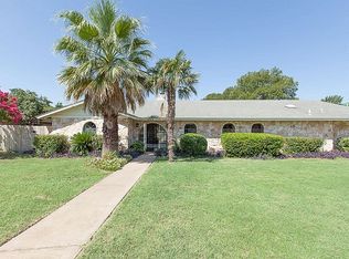 1204 Deepwood Dr, Round Rock, TX 78681
