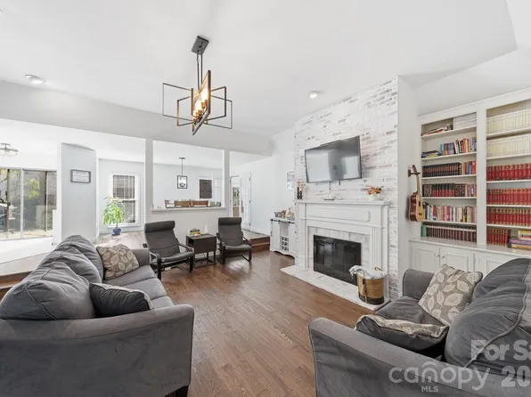 5204 Tedorill Ln, Charlotte, NC 28226