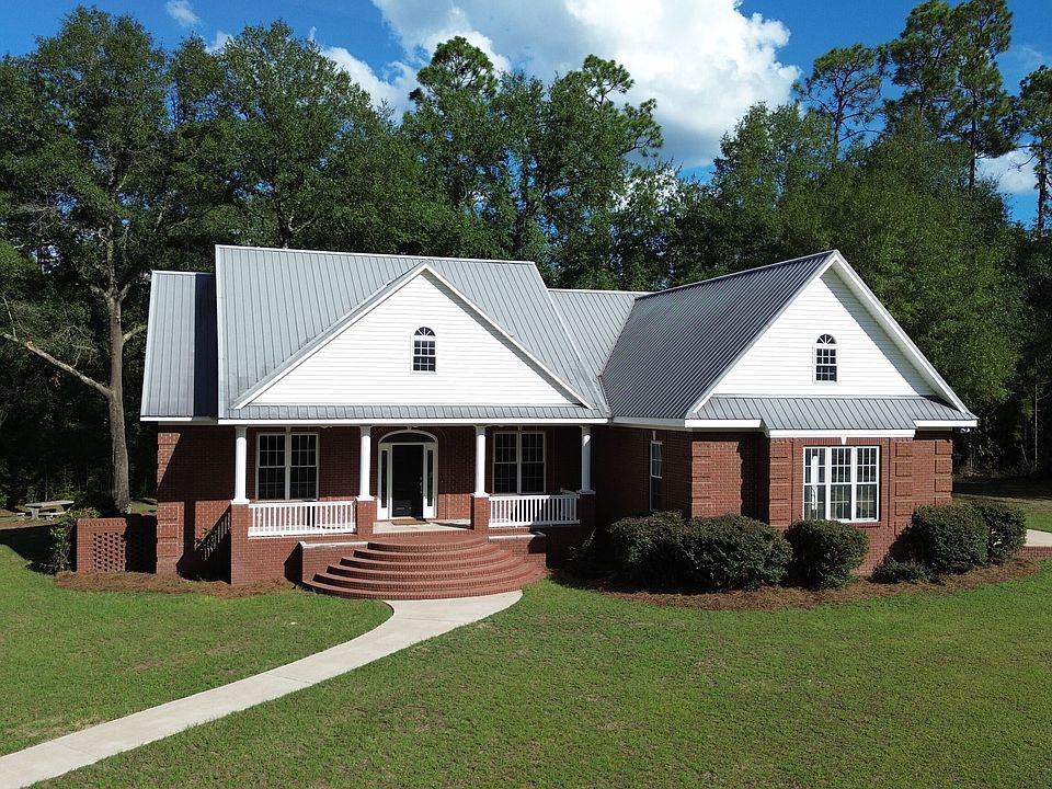 1st image of 24 Peterson Ln