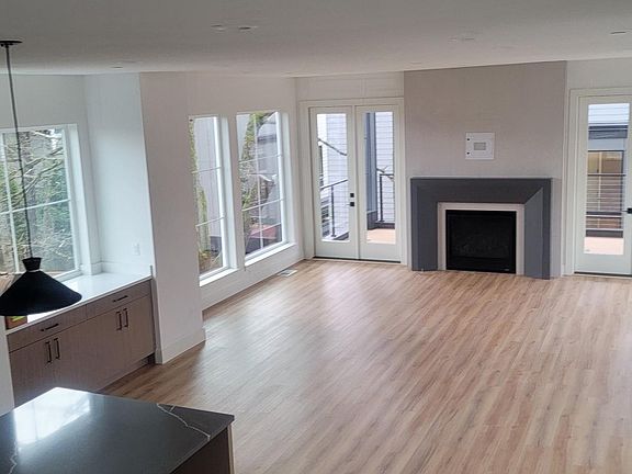 5th image of 13217 NE 133rd St