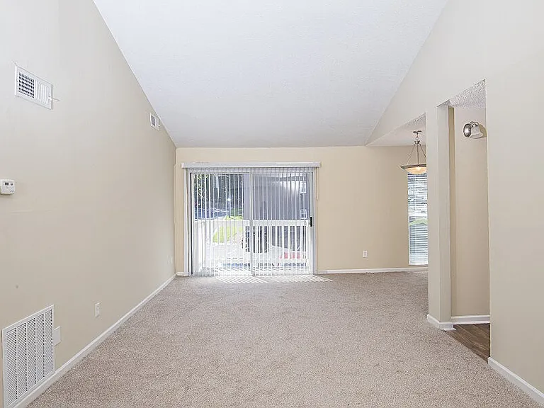 260 Northern Ave — Photo 16