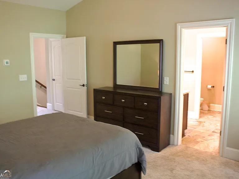 2559 Willow Field Xing SE — Photo 38