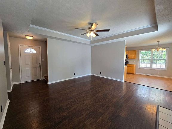5th image of 3225 Veranda Cir
