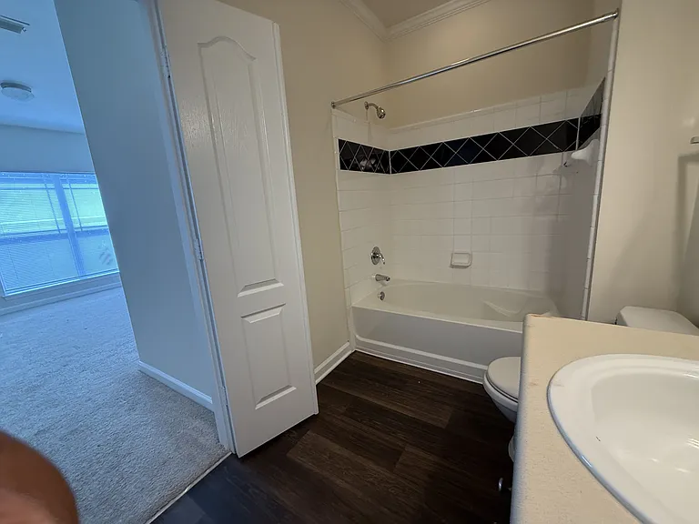 Wesley Kensington Apartments at Stonecrest — Photo 225
