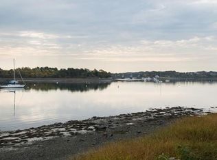 22 Prospect Hill Dr, Weymouth, MA 02191