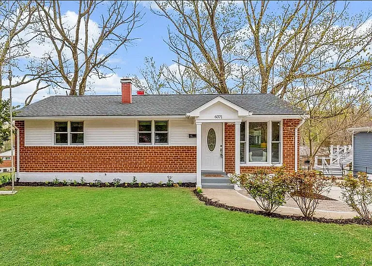 6371 Edsall Rd — Photo 1