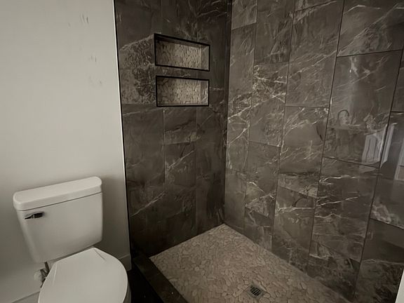 3rd image of 4422 Grand Ave #A