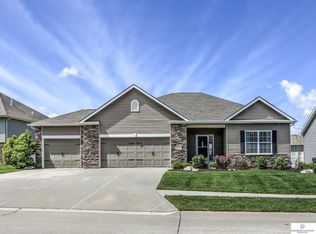 17219 Jackson Ave, Gretna, NE 68028