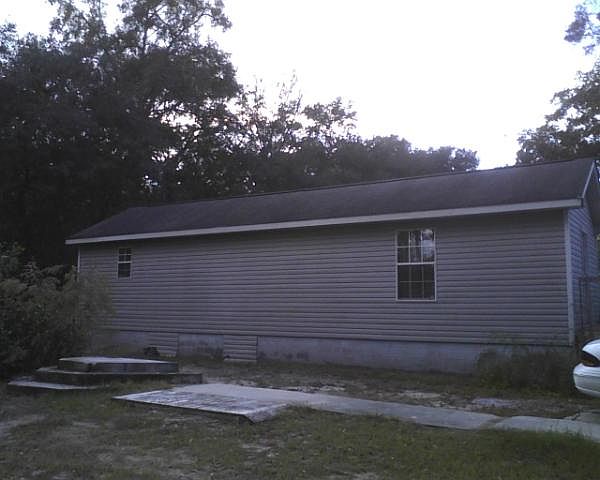 2nd image of 23 Laurel St W