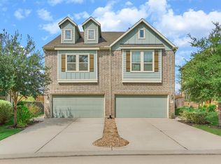 203 Biltmore Loop, Montgomery, TX 77316