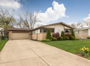 1225 N Hamlin Ave, Park Ridge, IL 60068