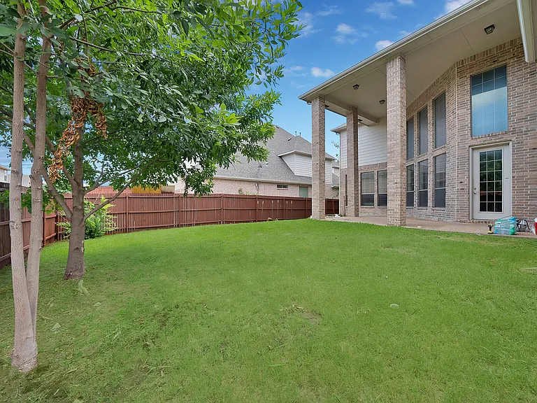 2245 Homestead Ln — Photo 34