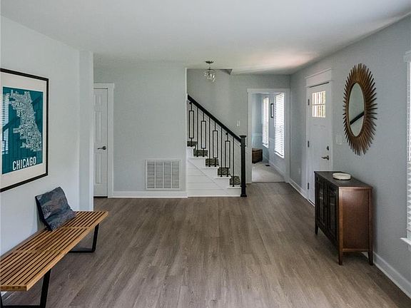 5th image of 2125 Willowick Ln