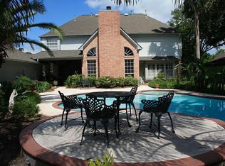 2810 Westminister St, Pearland, TX 77581