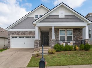 1985 Stonewater Dr, Hermitage, TN 37076