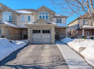 52 Laughland Ln, Guelph, ON