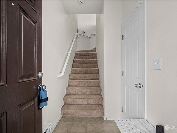 4th image of 6301 Isaac Avenue SE #E-5