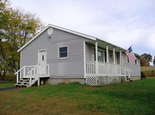 3 Putnam Rd, Stillwater, NY 12170