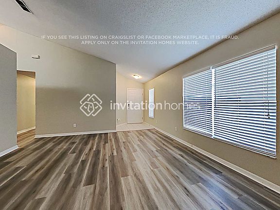 4th image of 13823 Valleybrooke Ln